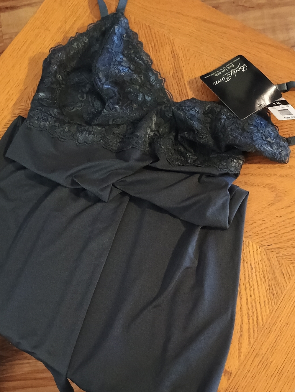 BODY FORM FINE LINGERIE SIZE 1X CHARCOAL GRAY WITH LACE